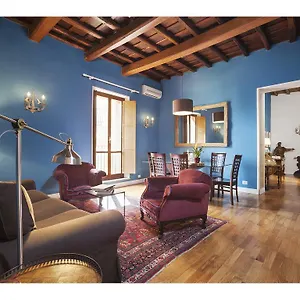 Via Giulia Apartment